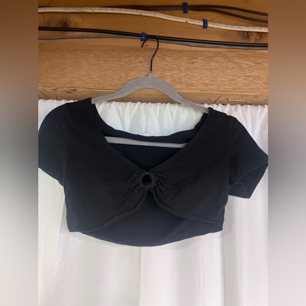 Black crop top
